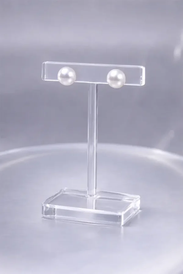 Pearl Stud Earrings LUMI