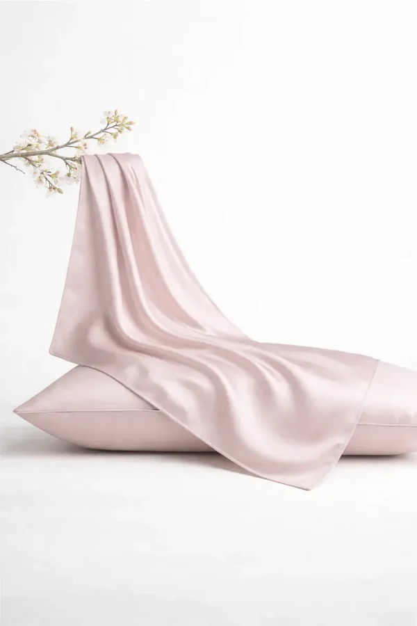 Silk pillowcase LOTUS ZIP (50×75)