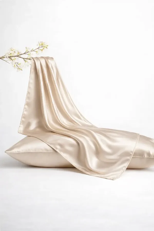 Silk pillowcase SILVER SAND (50×75)