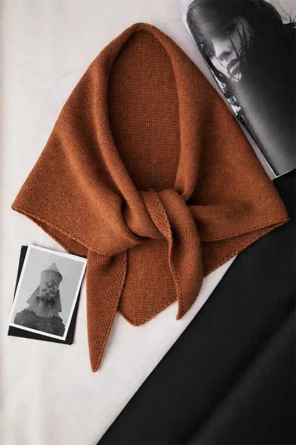 Triangle Scarf CINNAMON (Alpaca)